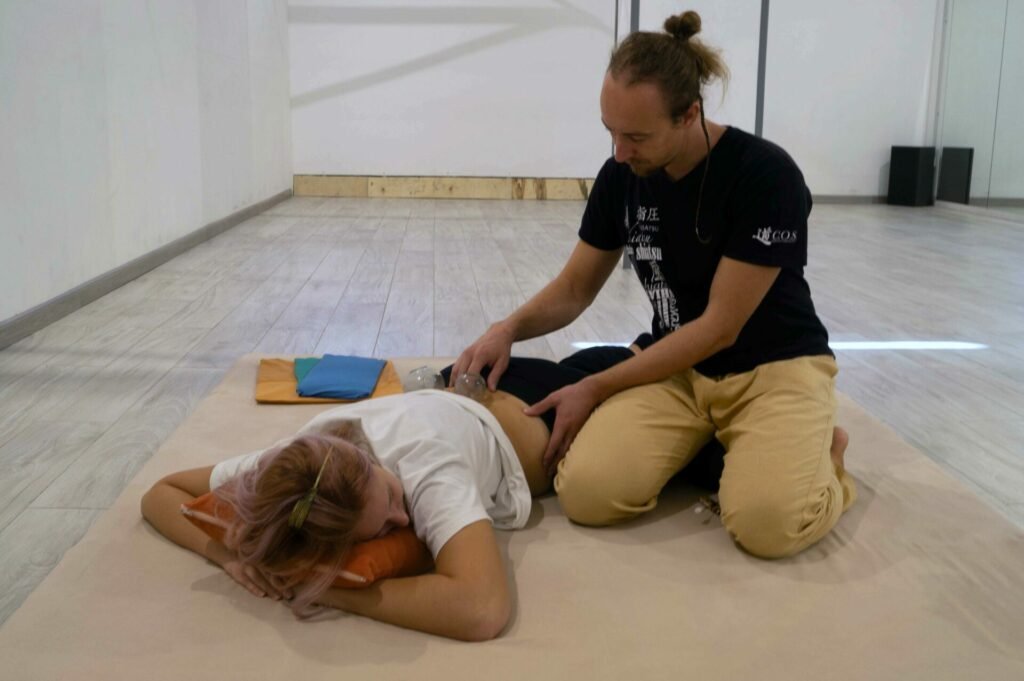 coppettazione trattamento shiatsu